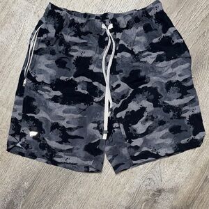 Fabletics Men's Athletic Shorts - Black and Gray Camo